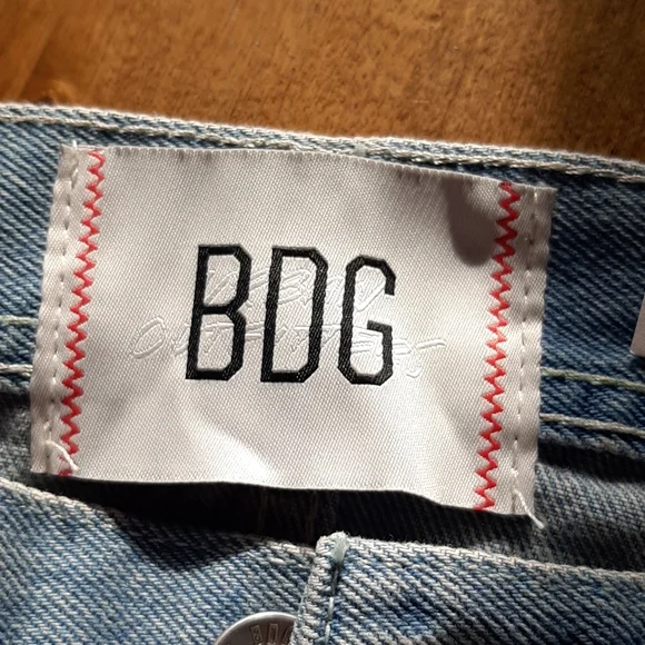 Jeans - Picture 4 of 5